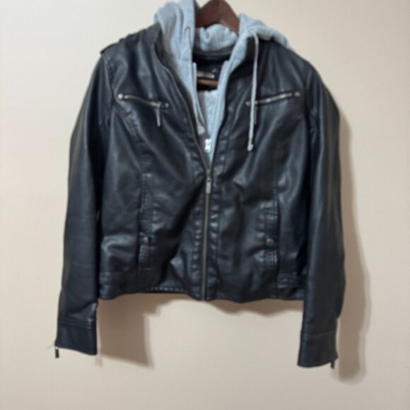 Y2K JouJou Faux Leather Moto Jacket | Detachable Hoodie, Faux Fur Lining (XL) - Picture 9 of 9